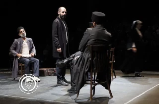 نگاهی به  نمایش "نامبرده" به کارگردانی علی اصغر دشتی

کاوشی جدّی برای یافتن ظرفیّت‌های بیانی تازه