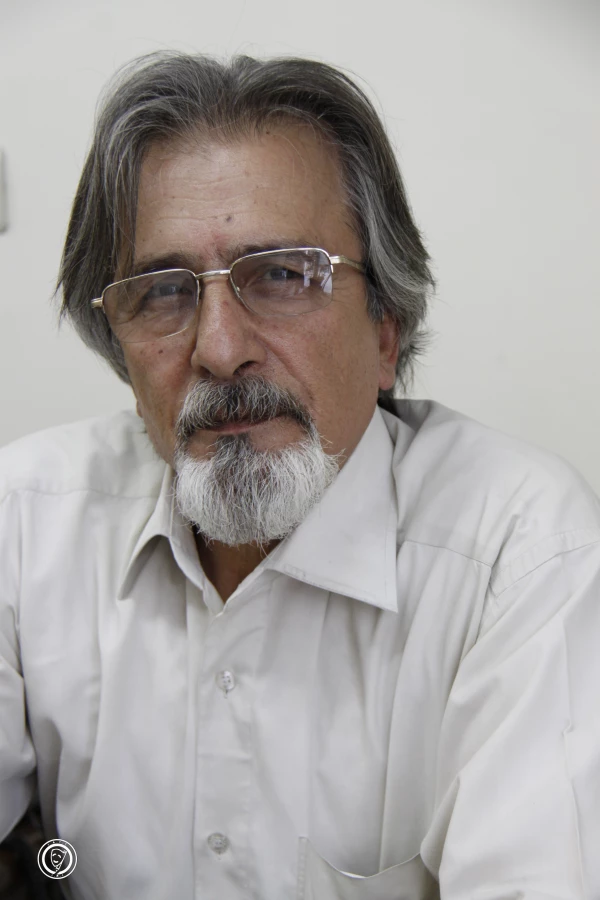 چرا دیگر هیچ چیز جدی نیست(؟)